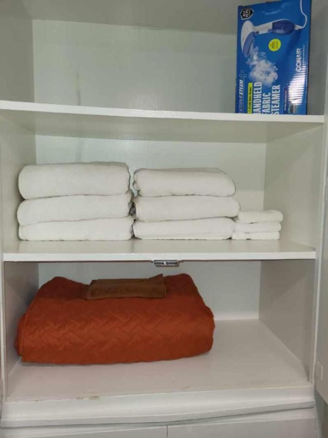 Your Phoenix Cozy Home Away From Home! Bagian luar foto