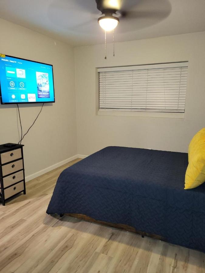 Your Phoenix Cozy Home Away From Home! Bagian luar foto