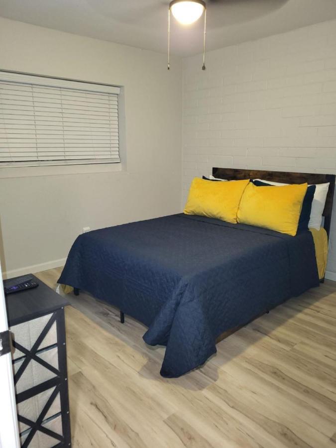 Your Phoenix Cozy Home Away From Home! Bagian luar foto