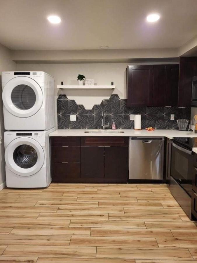 Your Phoenix Cozy Home Away From Home! Bagian luar foto
