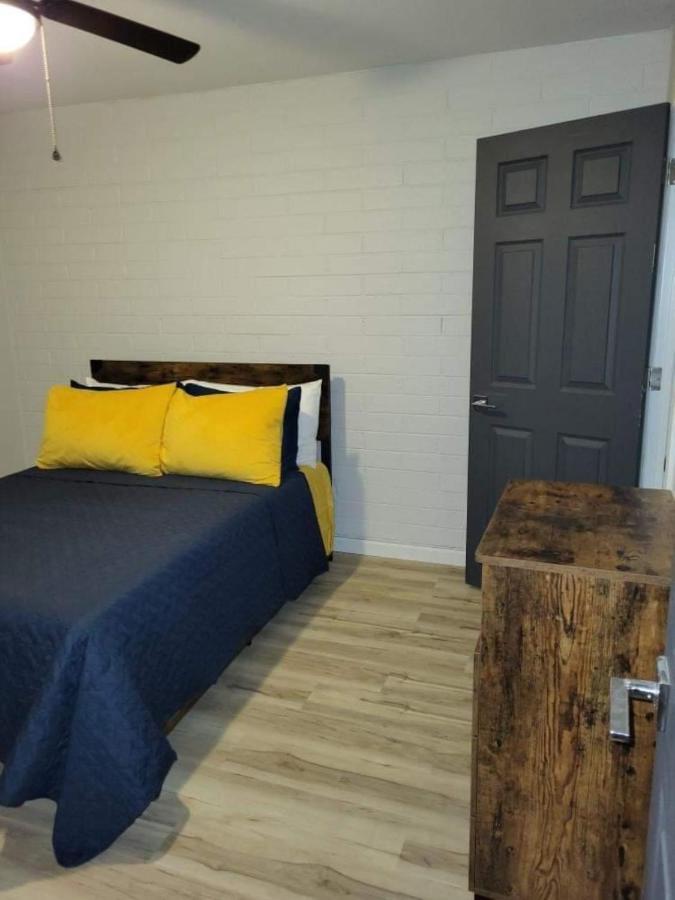 Your Phoenix Cozy Home Away From Home! Bagian luar foto
